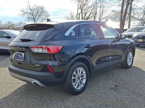 Certified 2022 Ford Escape SE AWD/4WD image 4