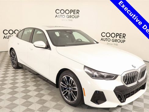 New 2025 BMW 530i w/ M Sport Package image 1