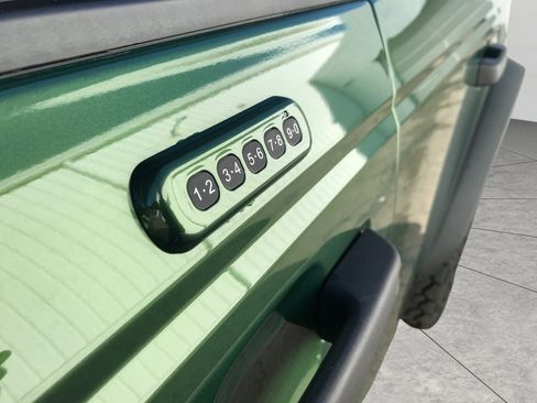 Used 2023 Ford Bronco Black Diamond image 24