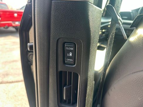 Used 2020 Honda Odyssey Elite image 40