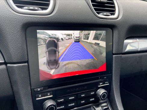 Used 2022 Porsche 718 Boxster image 28