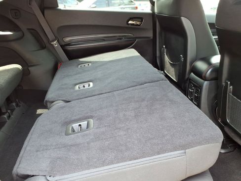 Used 2023 Dodge Durango R/T w/ Blacktop Package RWD image 28
