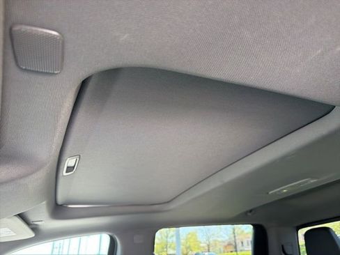 Used 2023 Chevrolet Silverado 1500 LT Trail Boss w/ LT Trail Boss Premium Package image 6