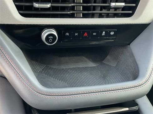 Certified 2025 Ford Explorer Active image 15