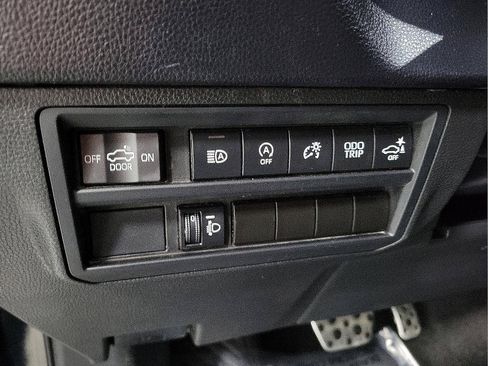 Used 2022 Toyota Tundra SR5 w/ TRD Off-Road Premium Package image 14