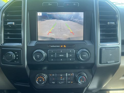 Used 2019 Ford F150 XLT w/ Equipment Group 302A Luxury AWD/4WD image 4