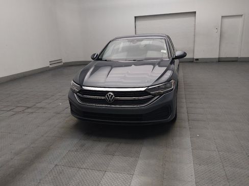 Used 2024 Volkswagen Jetta SE FWD image 15