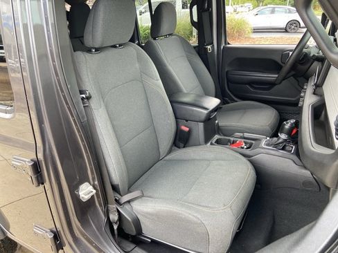 Used 2024 Jeep Wrangler Unlimited Sport AWD/4WD image 20