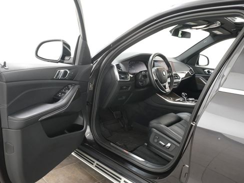 Used 2022 BMW X5 xDrive40i w/ Premium Package AWD/4WD image 24