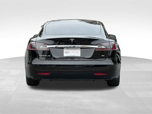 Used 2016 Tesla Model S 70 image 4