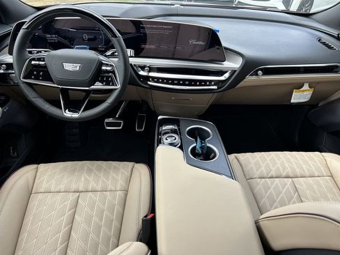 New 2026 Cadillac Lyriq Signature Sport image 13