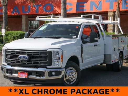 Used 2023 Ford F350 XL w/ XL Chrome Package image 4
