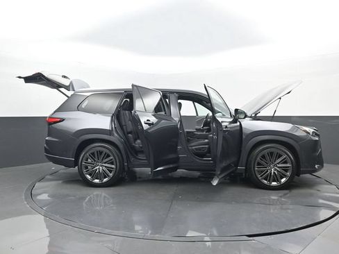 Used 2024 Lexus TX 350 AWD w/ Technology Package image 35