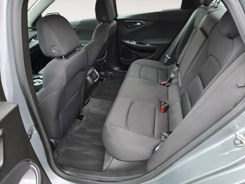 Used 2023 Chevrolet Malibu LT FWD image 15