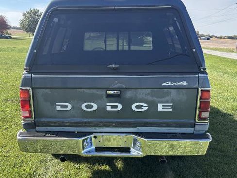 Used 1987 Dodge Dakota 4x4 Regular Cab image 7