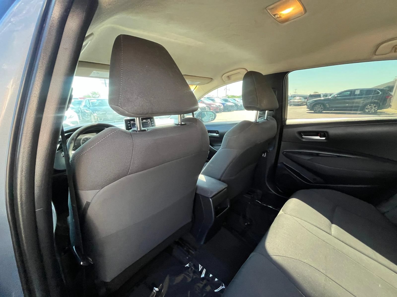 Used 2020 Toyota Corolla LE FWD image 24