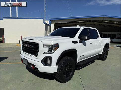 Used 2020 GMC Sierra 1500 AT4 w/ AT4 Premium Package AWD/4WD image 2