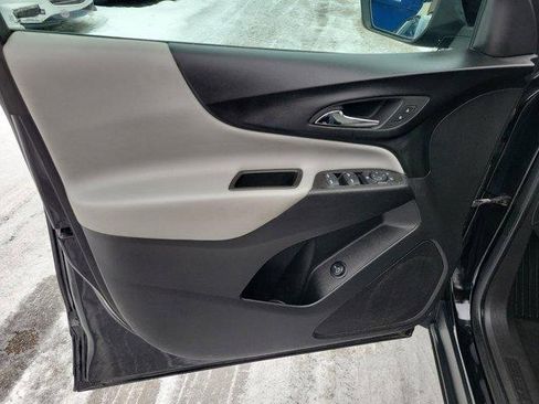 Used 2022 Chevrolet Equinox LT image 16