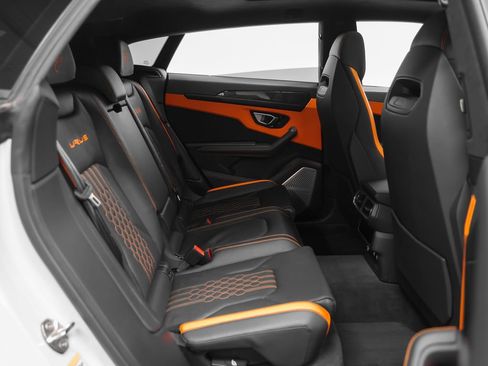Used 2024 Lamborghini Urus S AWD/4WD image 35