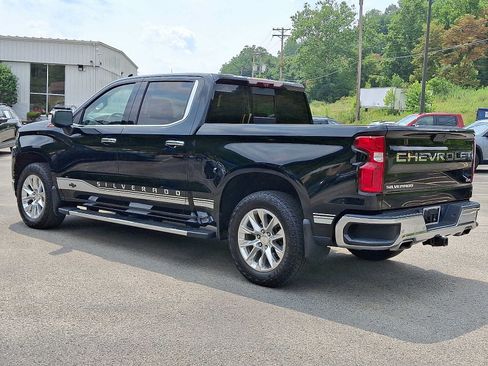 Used 2021 Chevrolet Silverado 1500 LTZ w/ LTZ Premium Package AWD/4WD image 4