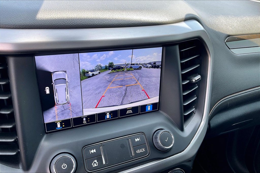 Used 2023 GMC Acadia AT4 w/ Technology Package AWD/4WD image 20