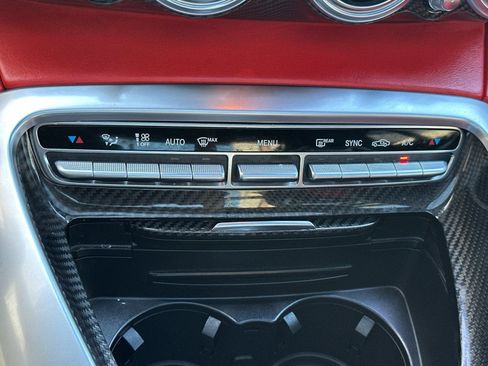 Used 2016 Mercedes-Benz AMG GT S image 19