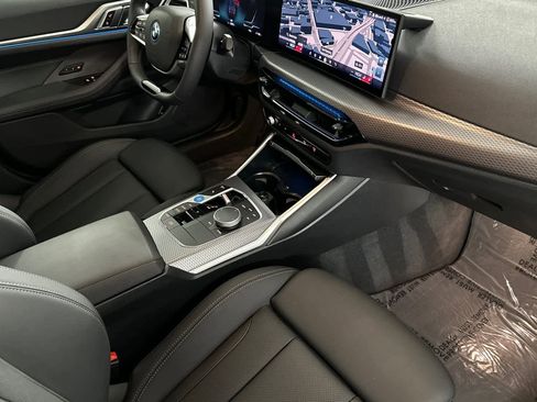 Used 2025 BMW i4 eDrive40 w/ Premium Package image 15