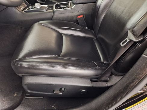 Used 2022 Chrysler 300 Touring L RWD image 29