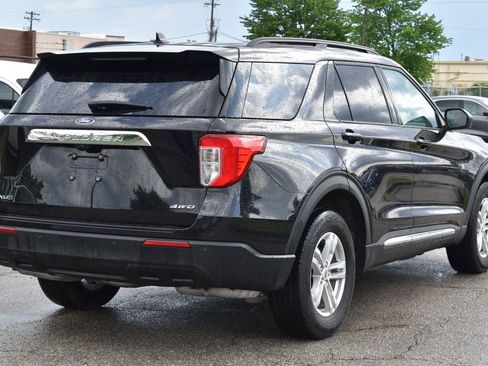 Certified 2024 Ford Explorer XLT AWD/4WD image 5