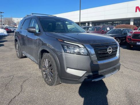 Certified 2023 Nissan Pathfinder SL w/ SL Premium Package image 2