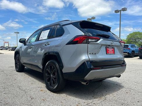 Certified 2025 Toyota RAV4 SE AWD/4WD image 3
