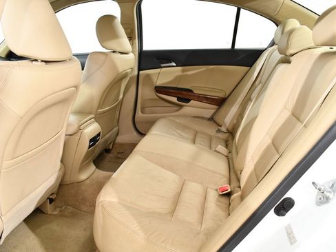 Used 2011 Honda Accord EX-L image 16