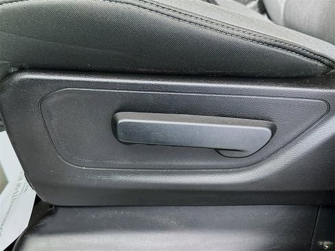 Used 2019 RAM 1500 Big Horn image 19