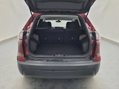 Used 2019 Jeep Cherokee Latitude w/ Popular Appearance Group image 29