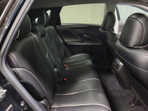 Used 2014 Toyota Venza Limited w/ Tow Prep Package image 20