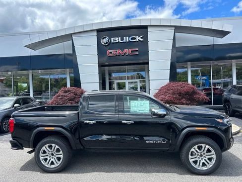 New 2026 GMC Canyon Denali w/ LPO, Denali Black Edition AWD/4WD image 2