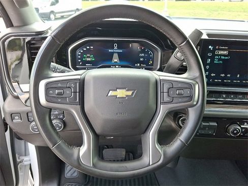 Used 2024 Chevrolet Silverado 2500 LT image 13