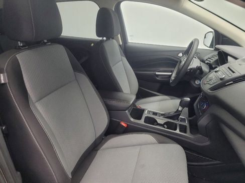 Used 2017 Ford Escape SE w/ SE Cold Weather Package AWD/4WD image 21