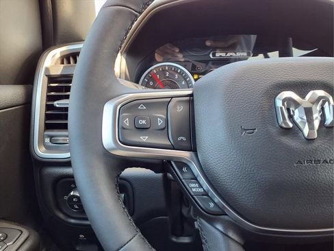 New 2026 RAM 1500 Big Horn AWD/4WD image 14
