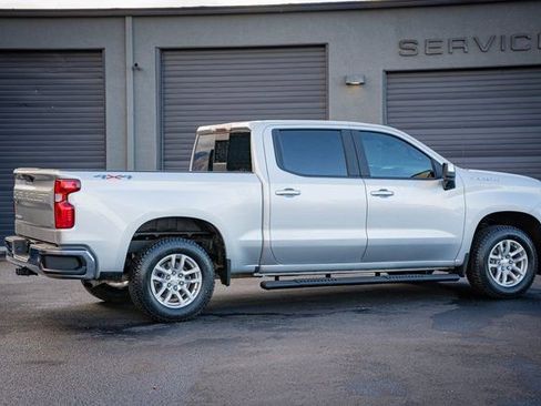 Used 2021 Chevrolet Silverado 1500 LT w/ Safety Package II image 7