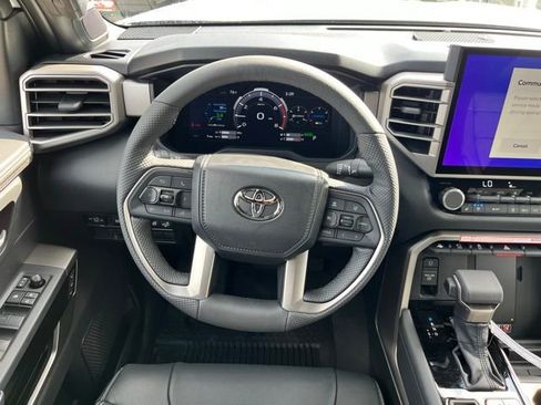 New 2026 Toyota Tundra Limited AWD/4WD image 8
