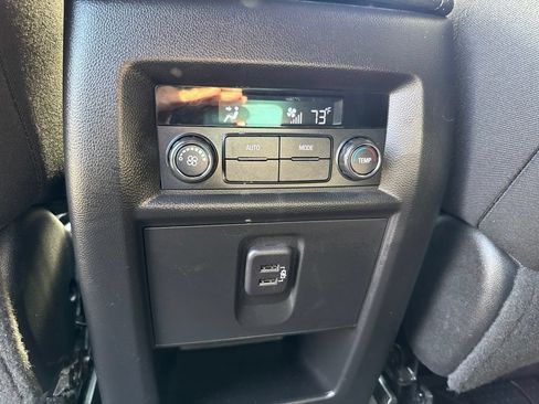 Used 2023 Chevrolet Traverse LT w/ LPO, Floor Liner Package AWD/4WD image 39