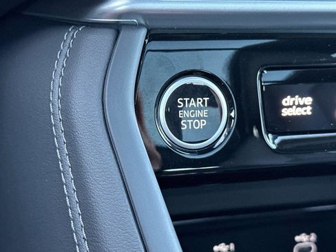 Used 2025 Audi Q5 Premium Plus w/ Premium Plus image 23