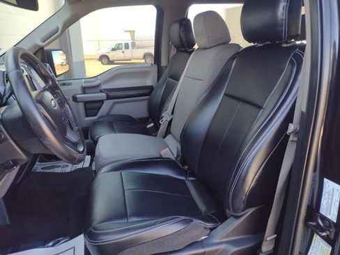 Used 2016 Ford F150 XLT w/ Equipment Group 302A Luxury AWD/4WD image 18