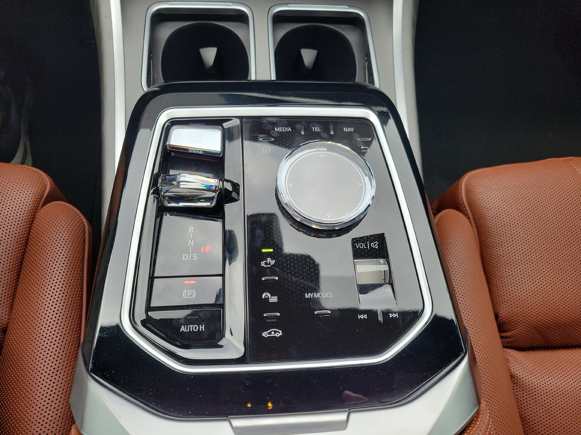 Used 2023 BMW 760i xDrive AWD/4WD image 41