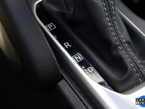 Used 2024 Nissan Frontier SL w/ Technology Package image 26