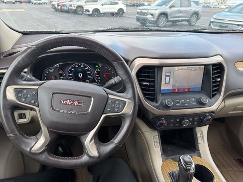 Used 2017 GMC Acadia Denali w/ Technology Package image 13