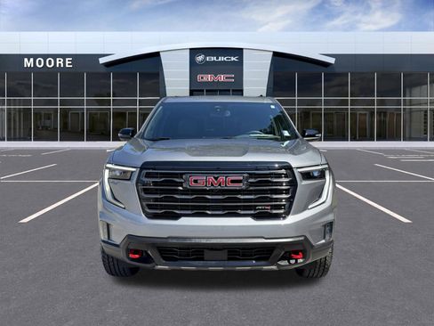Used 2025 GMC Acadia AT4 w/ Luxury Package AWD/4WD image 8