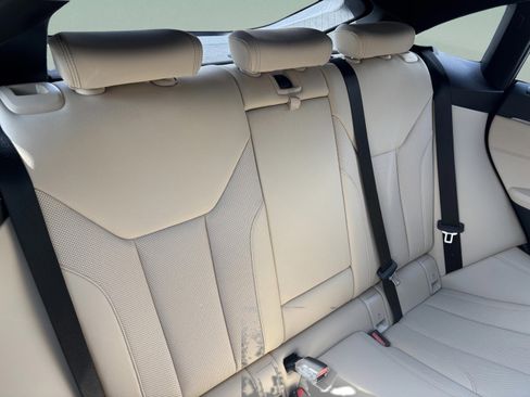 Used 2023 BMW i4 eDrive35 w/ Premium Package image 25