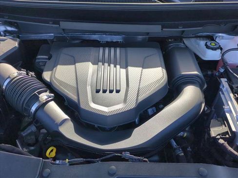 New 2026 Chevrolet Traverse LT w/ Driver Confidence Package FWD image 17